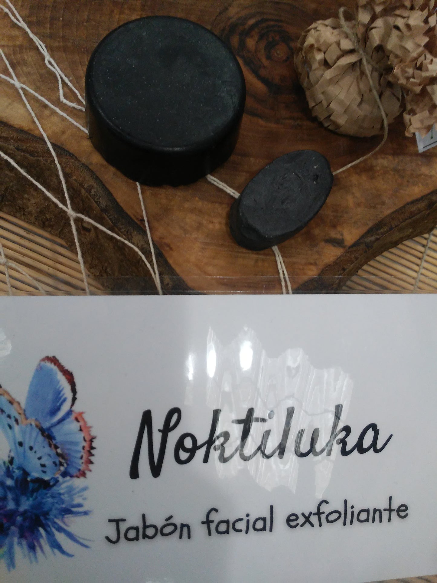 NOCTILUCA. Jabón facial pieles grasas o mixtas